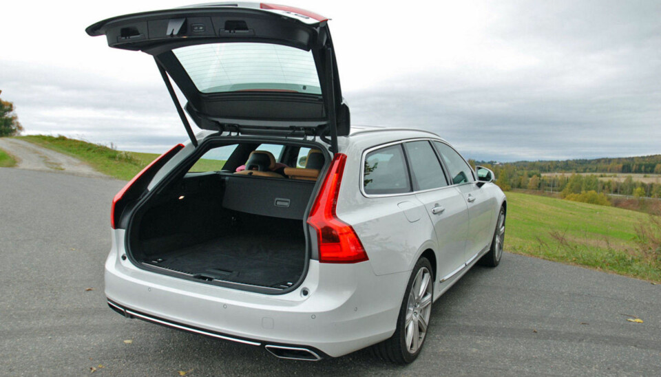 560 liter bagasjerom er litt midt på treet i denne klassen, det er litt uvant fra en stasjonsvogn som kommer fra Volvo.