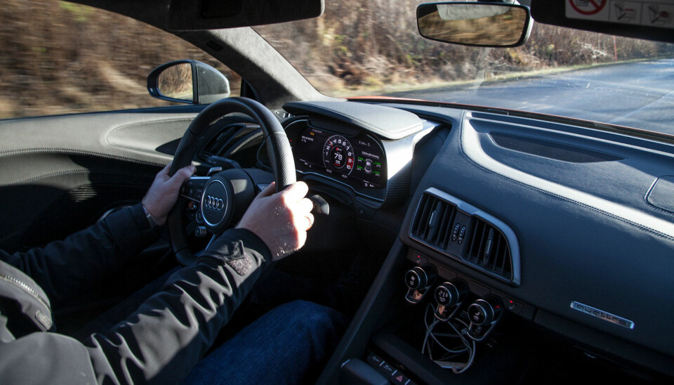 Test: Audi R8 V10 Plus 2016