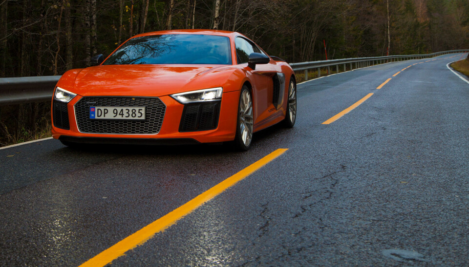 Test: Audi R8 V10 Plus 2016