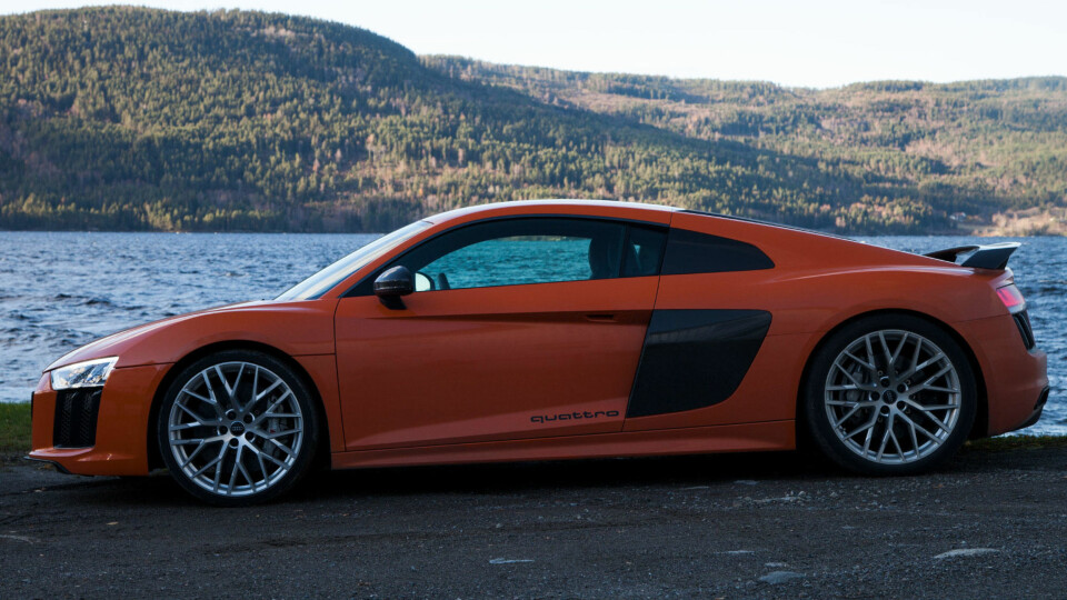 Test: Audi R8 V10 Plus 2016