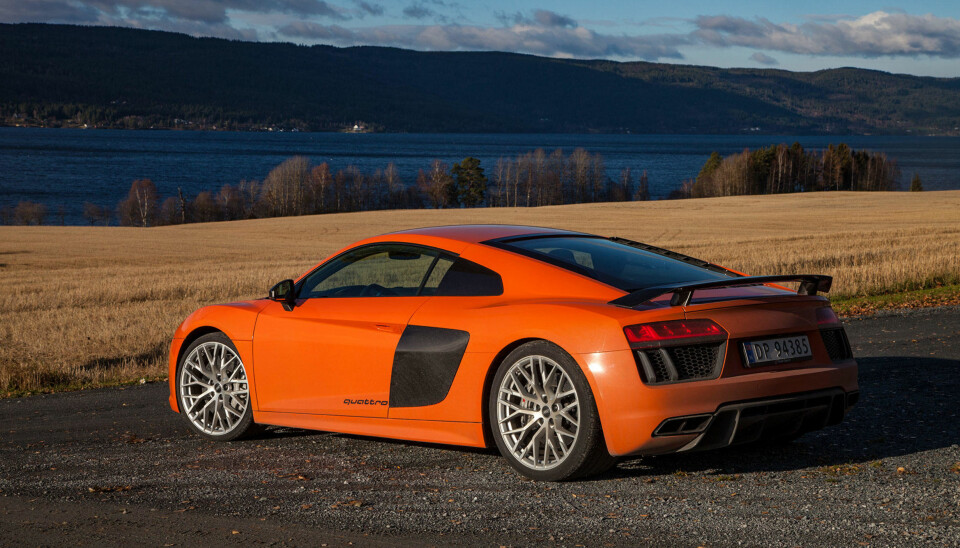 Test: Audi R8 V10 Plus 2016
