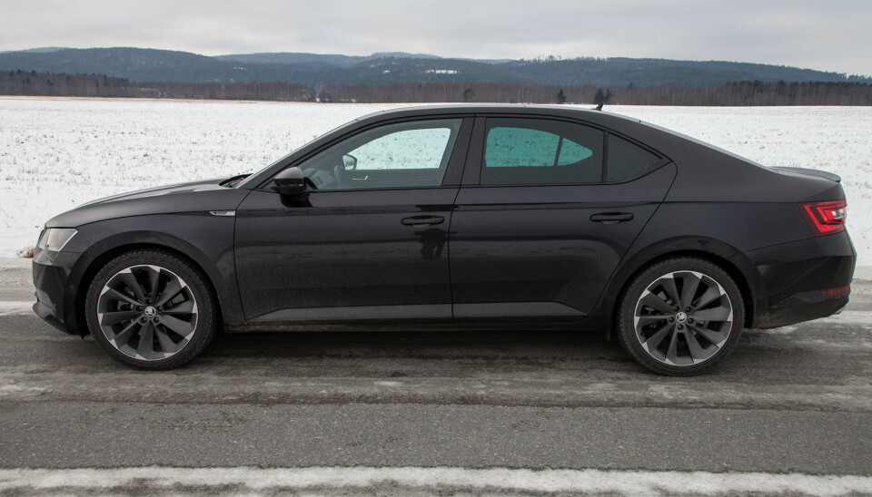 Test: Skoda Superb Sportline 280 hk TSI 4x4