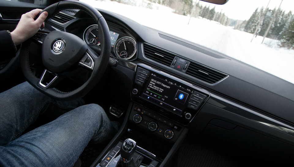 Test: Skoda Superb Sportline 280 hk TSI 4x4