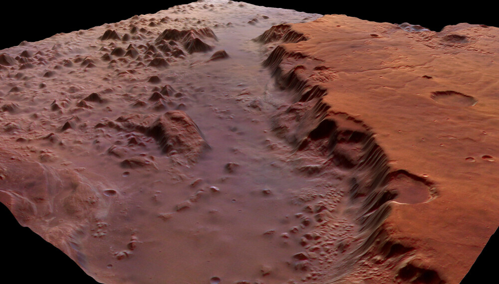 Dette området på Mars - Eos Chasma - ble rammet av en meteoritt for 17 millioner år siden. Steinmasser som ble sprengt løs havnet i rommet, og meteoritten ALH84001 herfra endte opp på jorden for cirka 13.000 år siden. De lærde strides fortsatt om det inni denne meteoritten finnes fossile bevis for at det har vært liv på Mars.