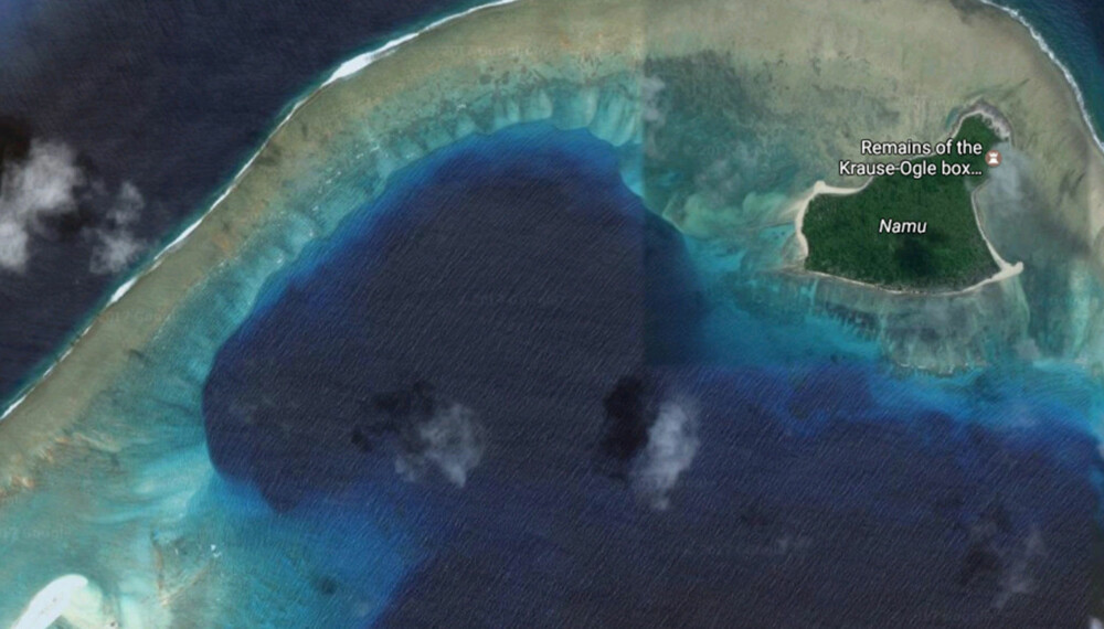 Hullet i atollen her er en konsekvens av Castle Bravo.