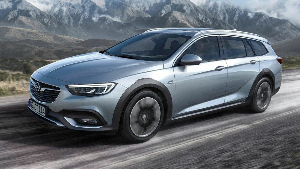 Opel er i vinden om dagen. Det er ikke bare takket være elektriske Ampera-e, men også fordi andre generasjon av flaggskipet Insignia er klar. Lanseringen av combi og stasjonsvogn er alt i gang, og nå viser de fram det siste og mest Norges-vennlige alternativet: Crossover-versjonen Insignia Country Tourer.