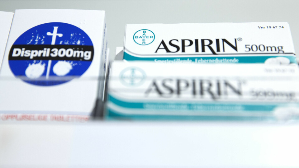 Smertestillende midler som aspirin og dispril inneholder stoffet acetylsalisylsyre.