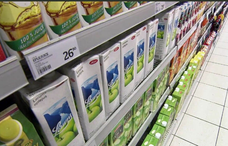 BÅDE konsentratjuice og ferskpresset juice er 100 prosent ekte vare.