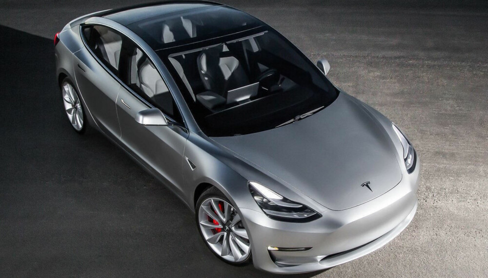 LANSERES SNART: Priskuttene på Model S kommer i forkant av lanseringen av Tesla Model 3. Det blir en langt enklere, men også rimeligere elbil.