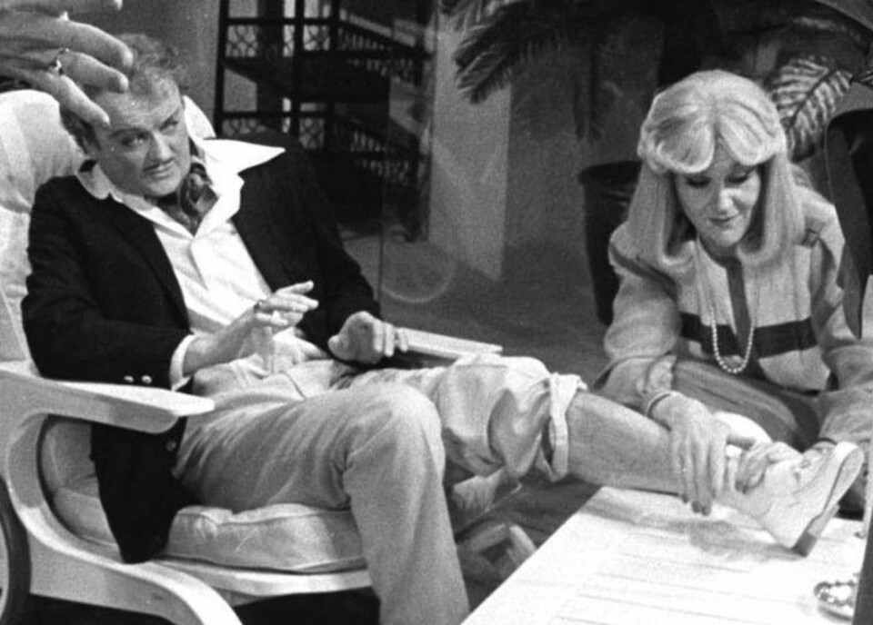 Per Lillo-Stenberg sovnet inn i dag, 85 år gammel. Her er han på scenen i 1985 under stykket «Kjendisgift».