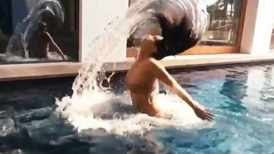 BADEFERIE: Kim Kardashian og resten av familien reiste til Asia for å slappe av og å nyte livet.