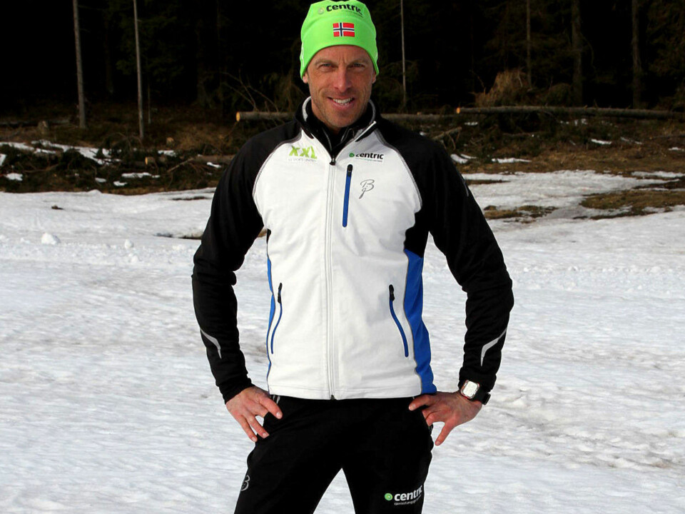 FORSKJELLIG TRENING: Anders Aukland varierer treningsøktene sine med blant annet kajakkpadling, sykling, terrengløp, rulleski og styrketrening. Han mener det er viktig å periodisere treningen for å unngå at man blir overtrent.