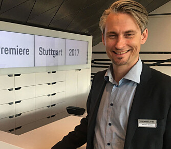 Administrerende direktør i Porsche Norge, Morten Scheel, gleder seg over responsen på den nye elbilen Mission E.