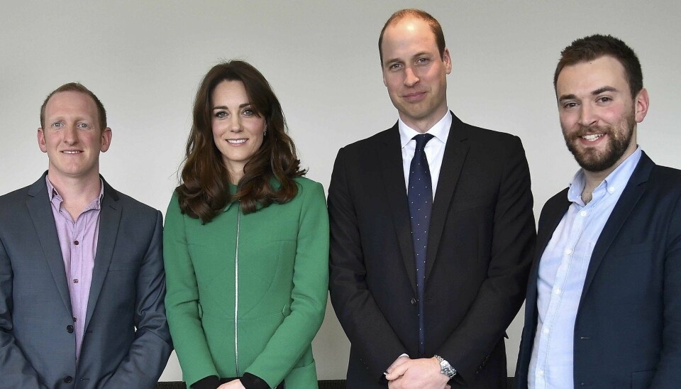 Her er Neil og Jonny sammen med prins William og Catherine, hertuginne av Cambridge på sykehuset hvor Jonny ble innlagt i 2008.