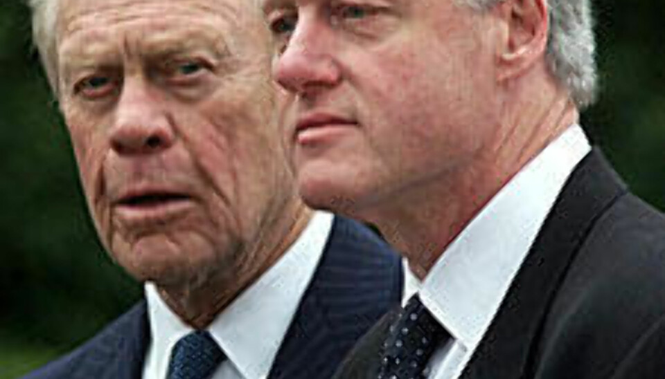 Gerald Ford, her sammen med Bill Clinton.