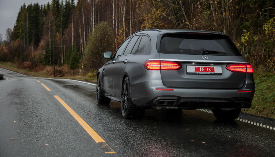 Test: Mercedes AMG E-klasse E63s 4Matic+ stasjonsvogn (2017)