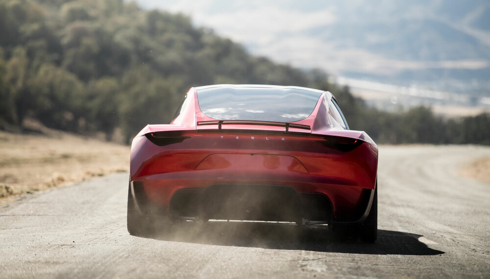 Teslas nye Roadster stiller i en litt annen klasse enn originalen. Vi får håpe denne «fungerer».