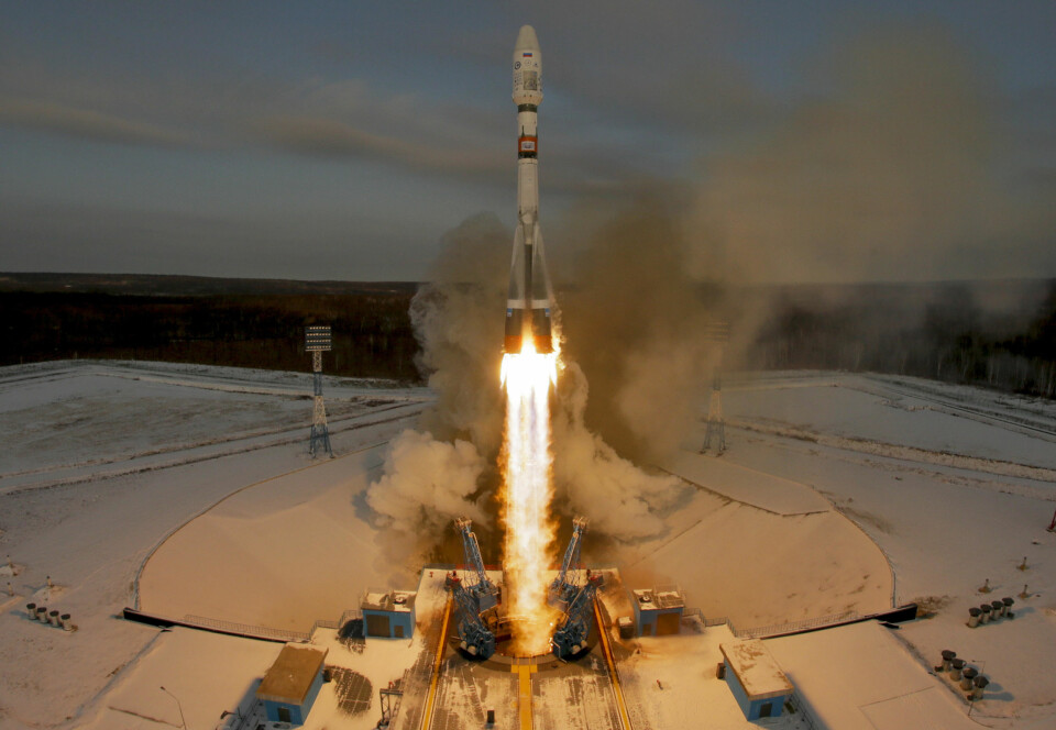 MISTET KONTAKTEN: En russisk Sojuz-rakett sendte en værsatellitt og 18 småsatellitter ut i bane tirsdag. Senere samme dag kom meldingen om at russiske myndigheter ikke fikk kontakt med værsatellitten.