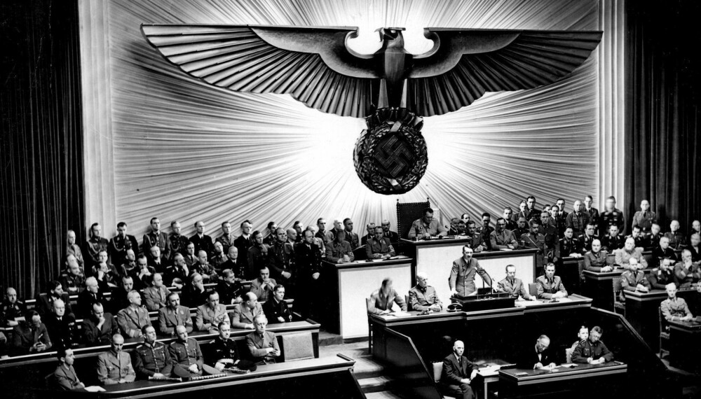 HEMMELIG: De hemmelige planene til Hitlers naziparti ble funnet først etter krigens slutt. Her erklærer Hitler krig med USA, den 11. desember 1941.