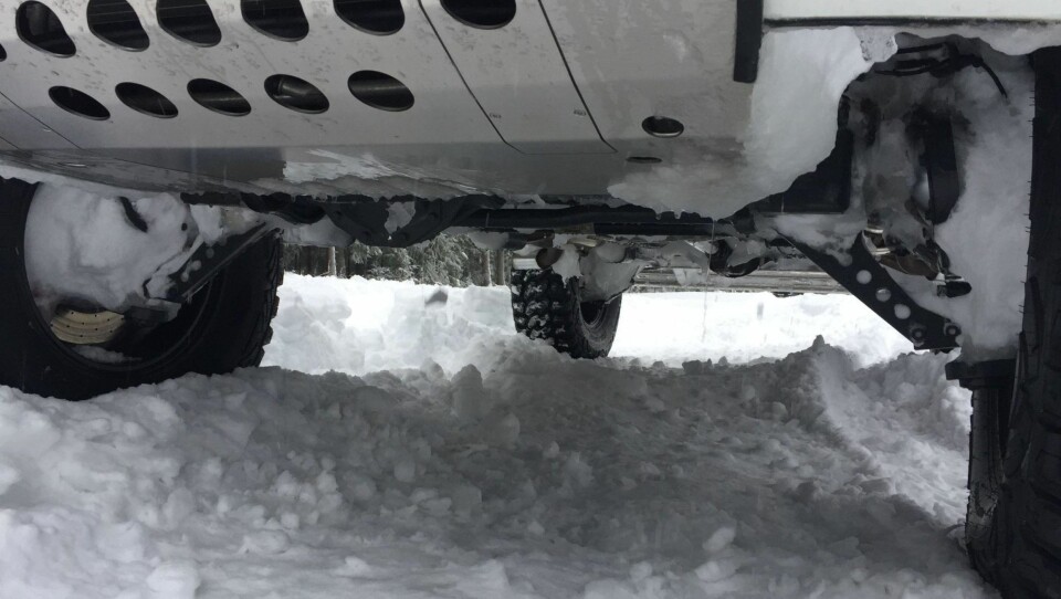 LØFTET: Portalakslene hever drivakselen og differensialhuset opp fra terrenget og øker bakkeklaringen.