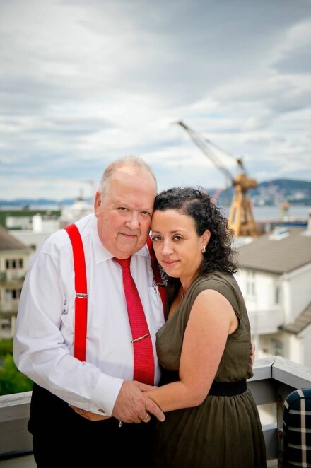 Hjemme på Laksevåg bor Karen og Hans i en leilighet med utsikt over deler av innseilingen til Bergen.