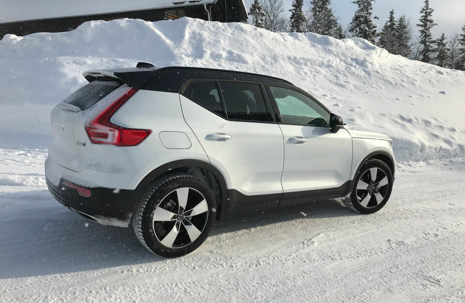 Volvo har hanket inn en svært presisjetung pris, deres XC40 er Årets bil 2018.