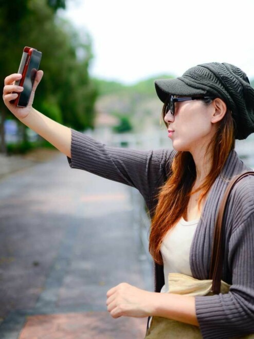 SELFIE-KULTUR: Sosiale medier bidrar til at det er vanskelig å distansere seg fra sin egen kropp.