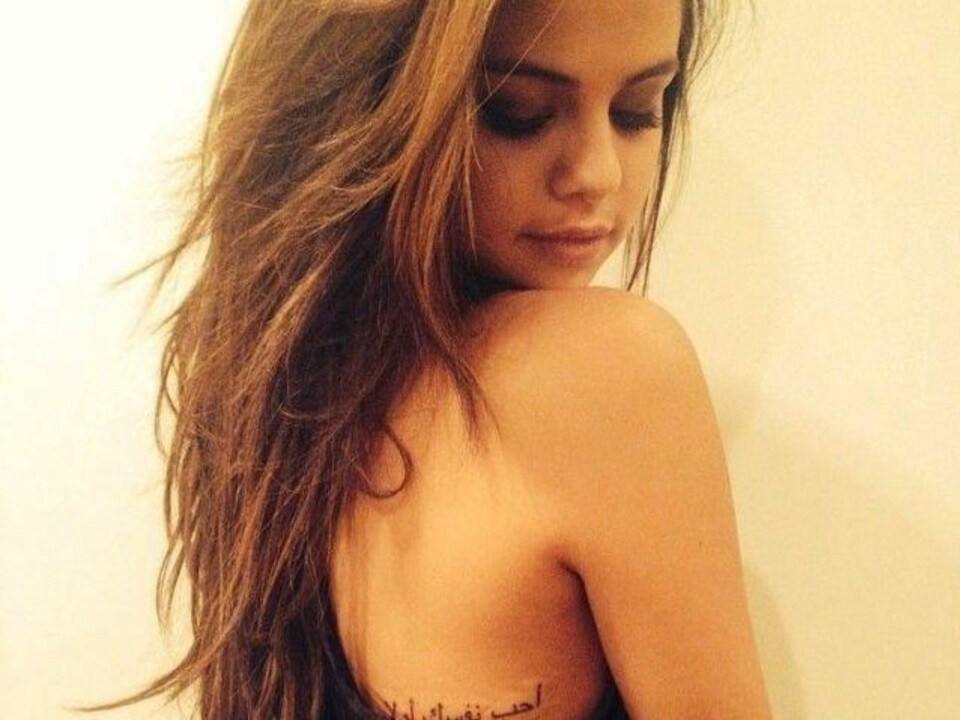 Avslørte Selenas nye tatovering