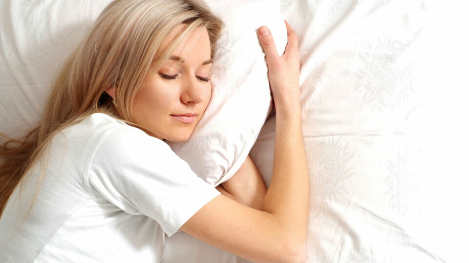 Behold klær på når du sover