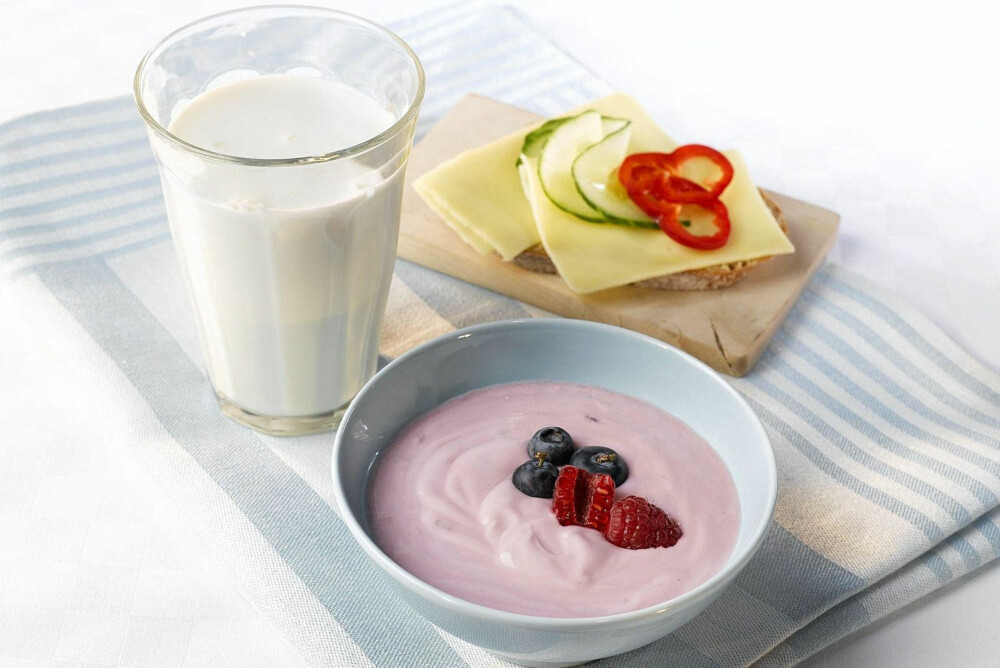 TRE OM DAGEN: Opplysningskontoret for Melk anbefaler å spise tre porsjoner meieriprodukter hver dag for å sikre kalsiuminntaket.