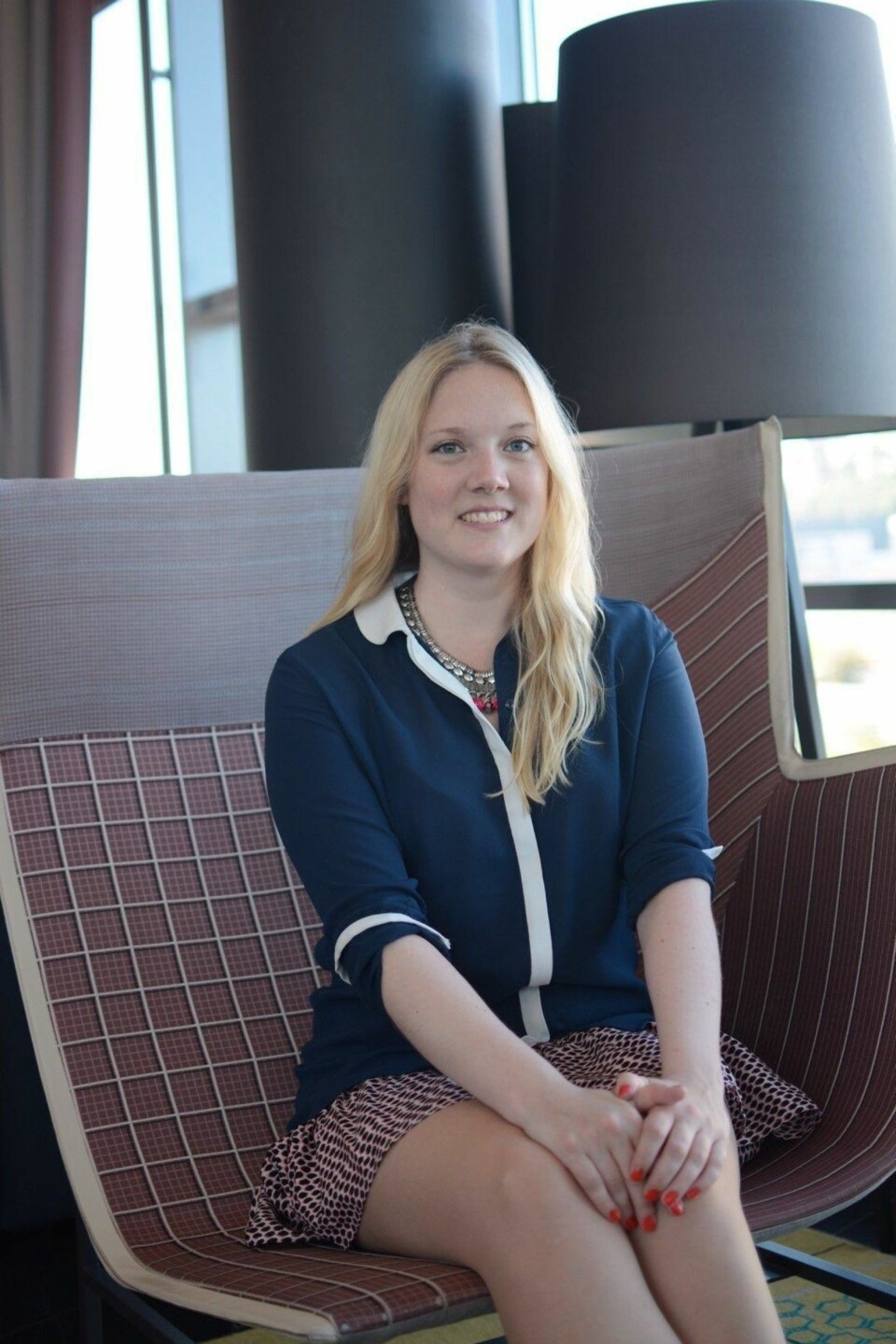 POLITIKER: Aina Stenersen (31) er politiker for Frp - og vil gjerne ha kjæreste. Men å være profilert kan til tider vanskeliggjøre date-prosessen.