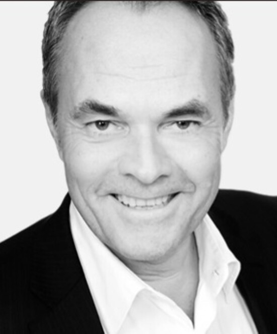Megler Nils Nordvik bekrefter at salget er gjennomført.