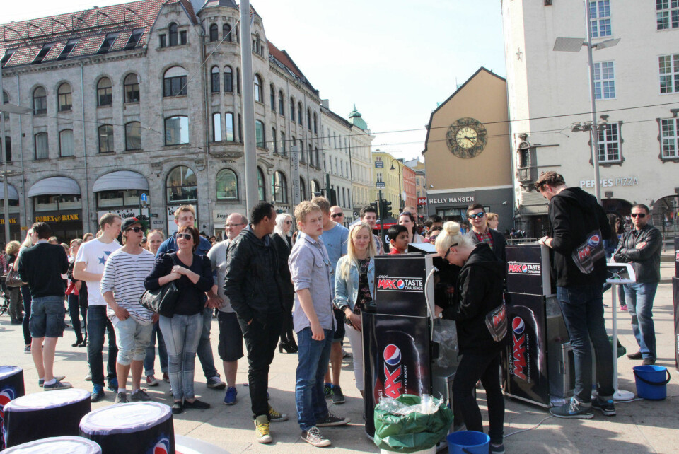 COLA-DUELL: Pepsi Max utfordret Coca-Cola med smakstest.