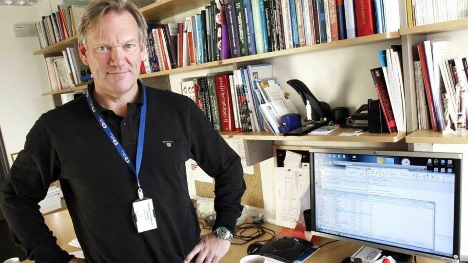 VIKTIG Å KJENNE SYMPTOMENE: Professor Per Morten Sandset mener det er viktig også for unge mennesker å kjenne til symptomer på blodpropp. Særlig kan det være viktig at kvinner får beskjed om at p-piller kan doble risikoen fra 2-6 ganger.
