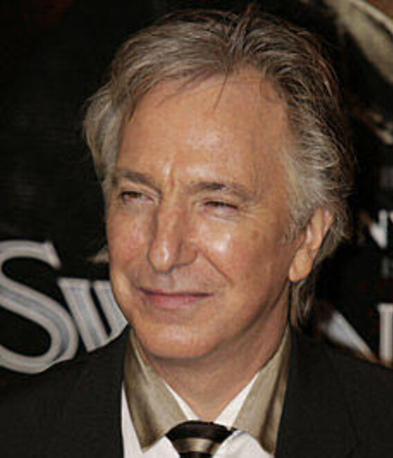 23 ting du neppe visste om Fire bryllup og en gravferd