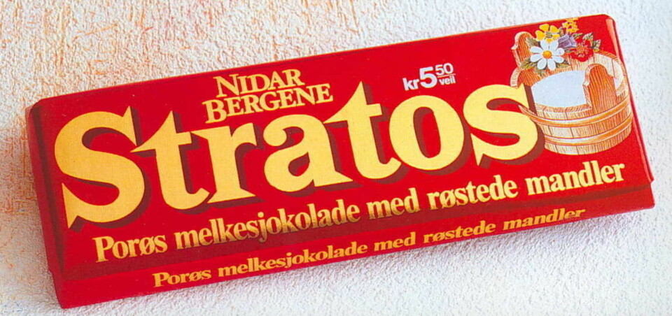 Stratos med nøtter eller mandler har vært forsøkt relansert flere ganger. Siste gang var i 2008. I «Nidar Favoritter 100 år» var det en rød liten Stratos med mandler. Denne posen kom i 2012.