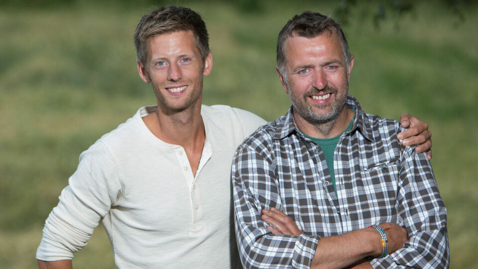 FARMEN: Programleder Gaute Grøtte Grav og deltaker Olav Harald Ulstein.