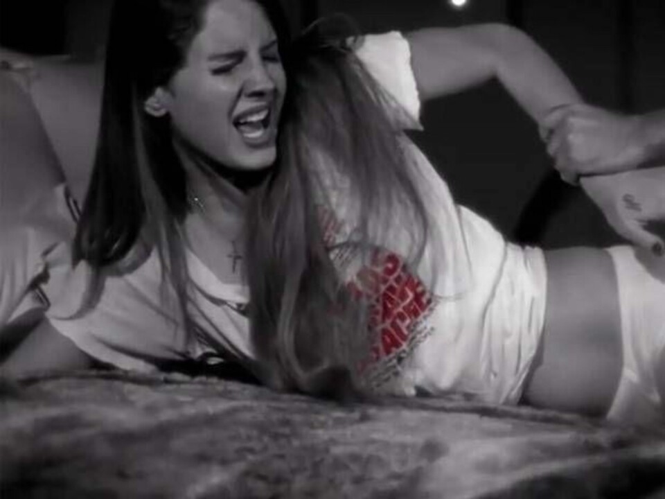 Lana Del Ray i voldekts-video