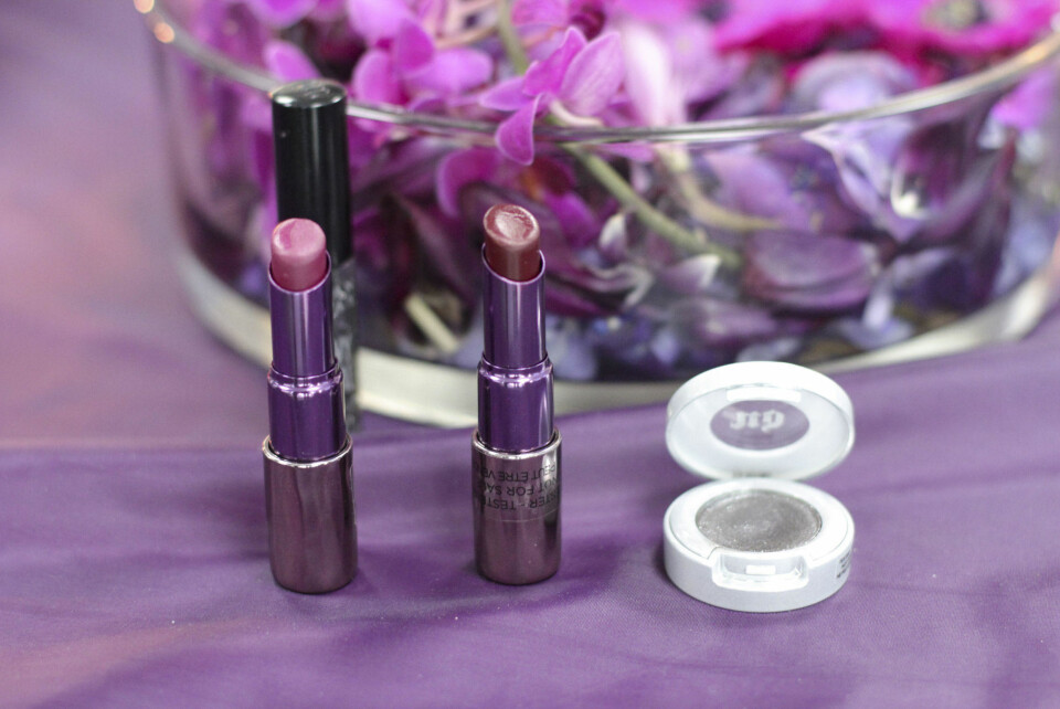 Fire produkter er alt du behøver for denne party-sminken