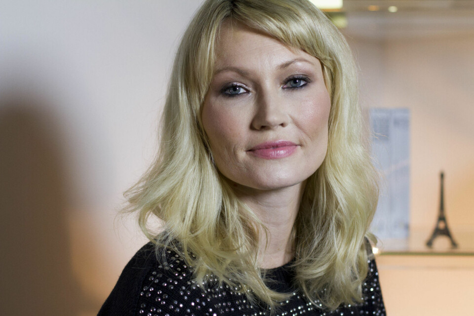Slik mener eksperten at Helle (40) bør sminke seg for julebord