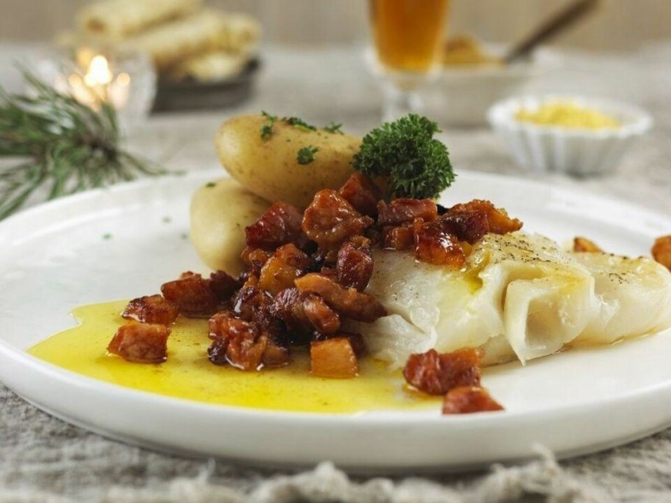 LUTEFISK med tilbehør hører med i jula.