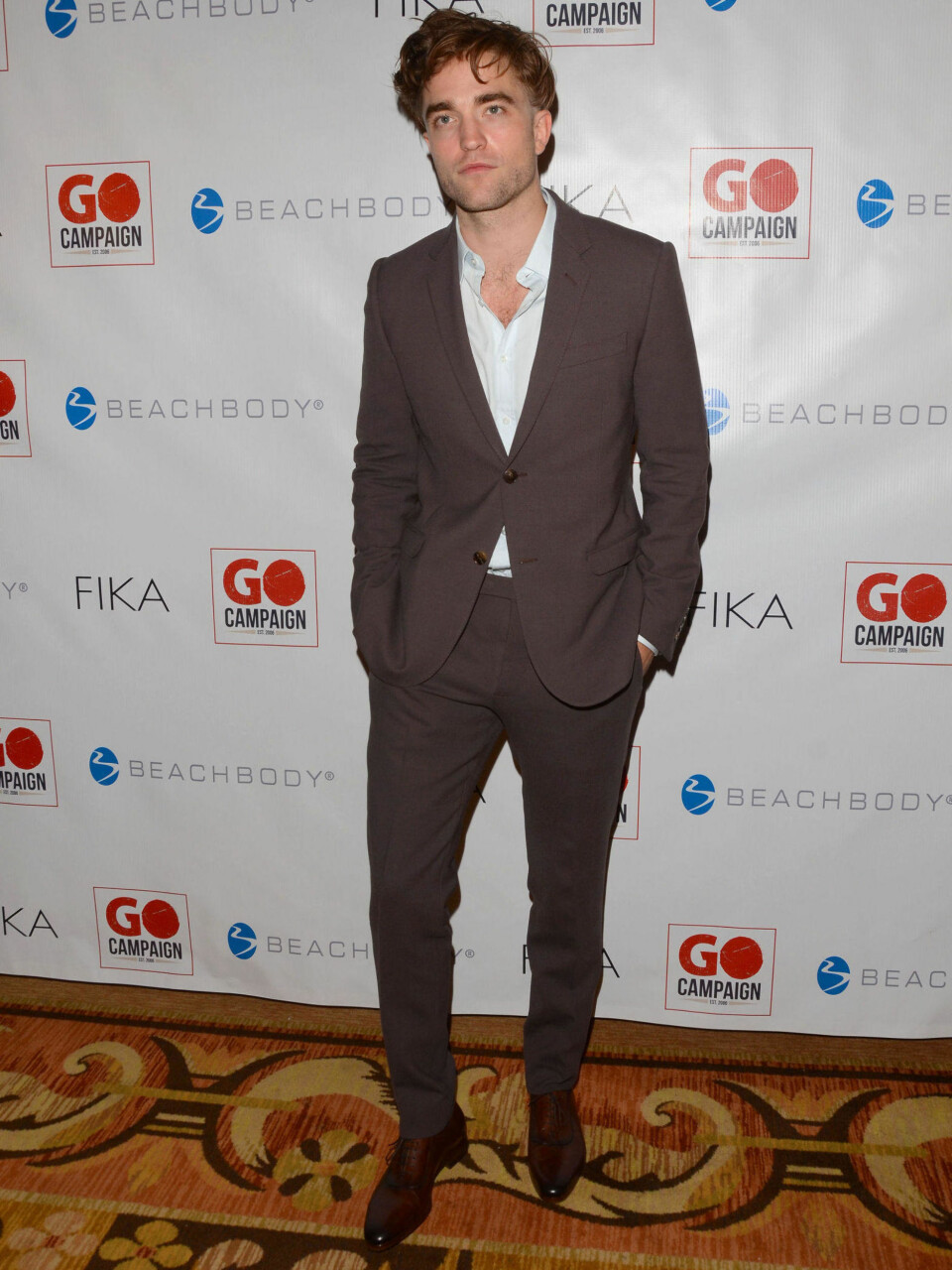 ROBERT PATTINSON med ny sveis på «Go Go Gala».