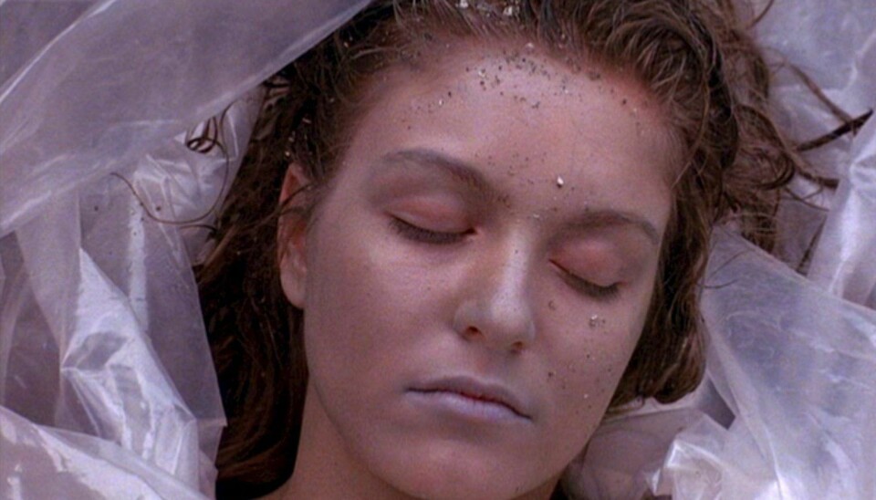 Twin Peaks er en amerikansk TV-serie på 30 episoder som gikk på amerikanske ABC mellom 1990 og 1991. Serien ble skapt av David Lynch og Mark Frost.