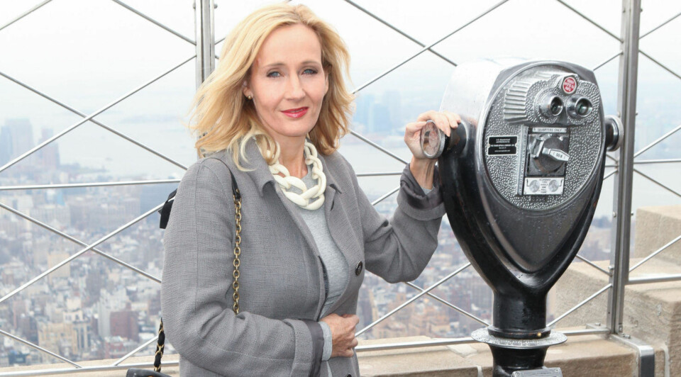 HARRY POTTER-FORFATTER: JK Rowling utvider sitt magiske univers med både ny film og en teaterforestilling til neste år.