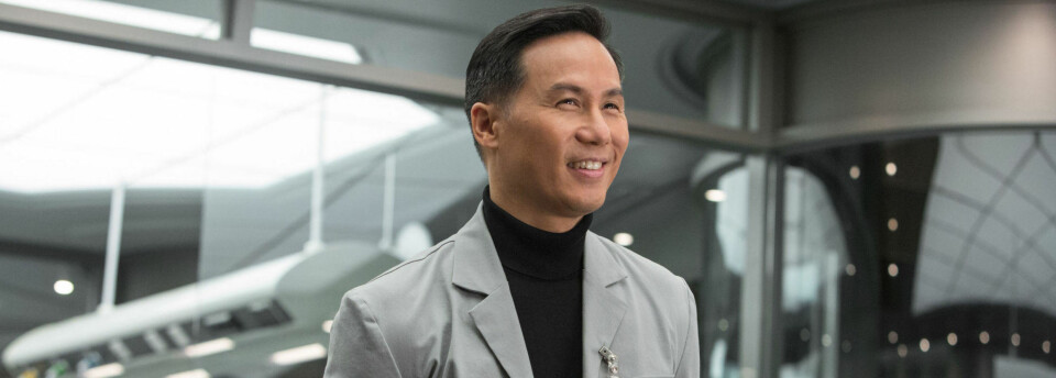 B.D. Wong gjentar rollen som Henry Wu, som eneste skuespiller fra originalfilmen.