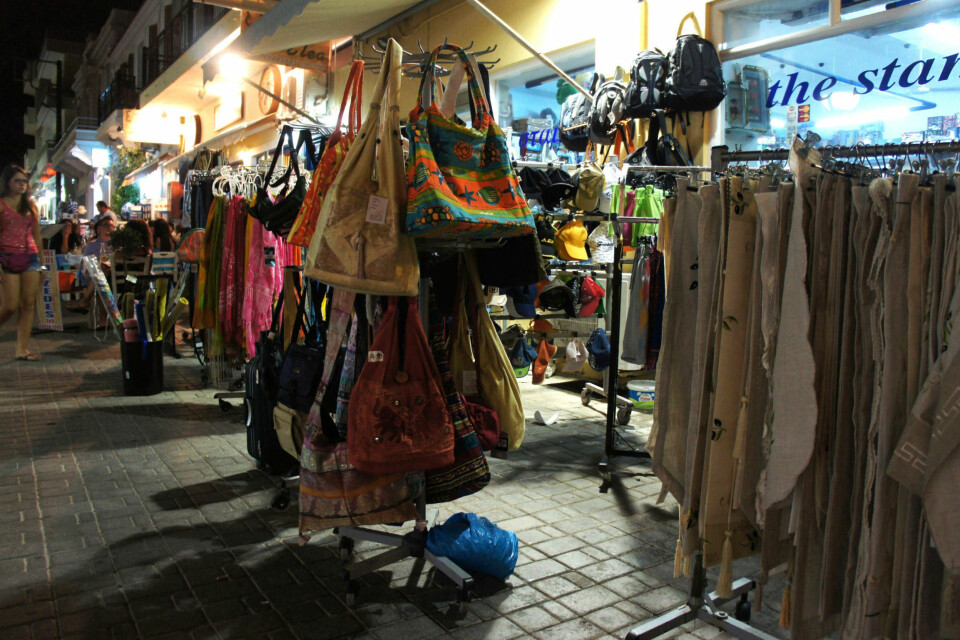 SÅ MYE FINT! Vesker, klær, sko, souvenirer og så videre.