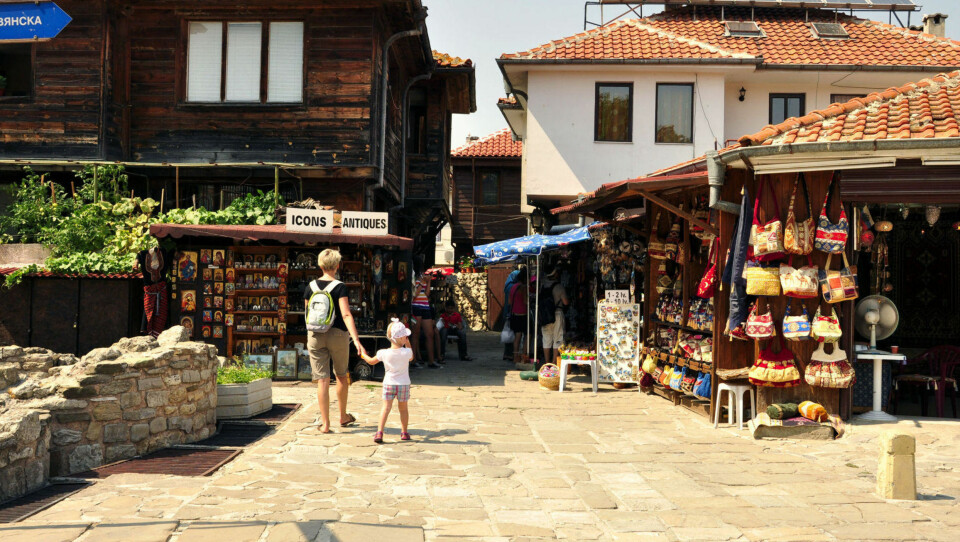 UT PÅ TUR og ryggsekken er selvfølgelig med.