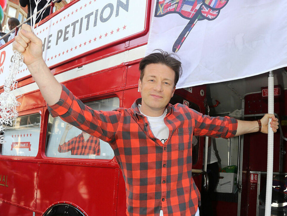 Vil du drikke brus hos Jamie Oliver, må du betale sukkerskatt