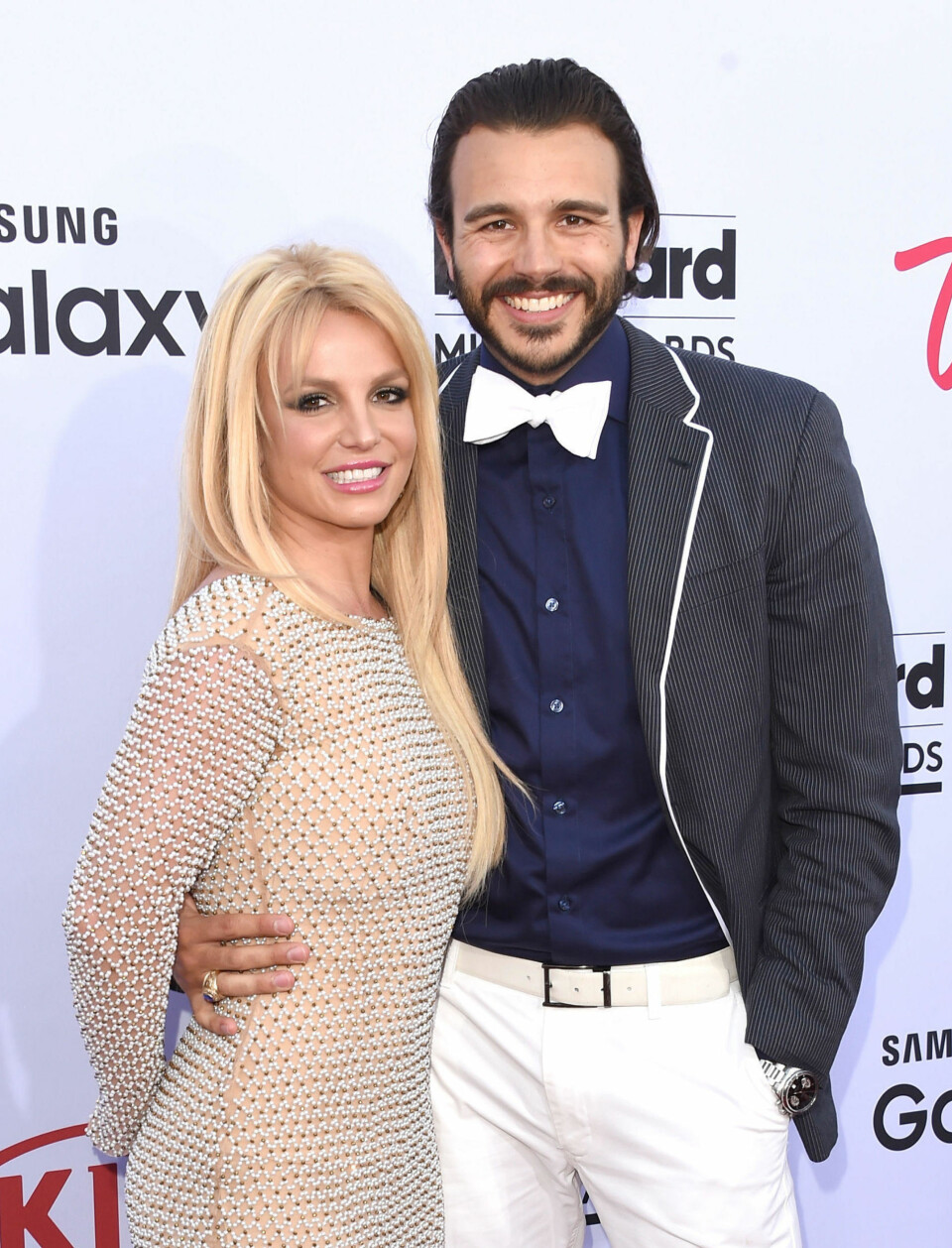 Britney Spears skal være singel igjen