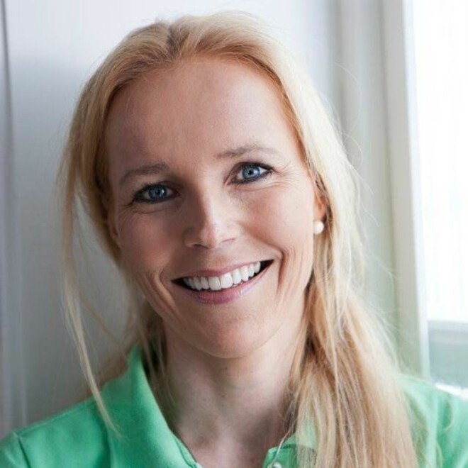 LEGE OG SEKSBARNSMOR Berit Nordstrand er lidenskapelig opptatt av å formidle hvordan du kan kose deg til optimal livskvalitet gjennom små grep som gir stor effekt.